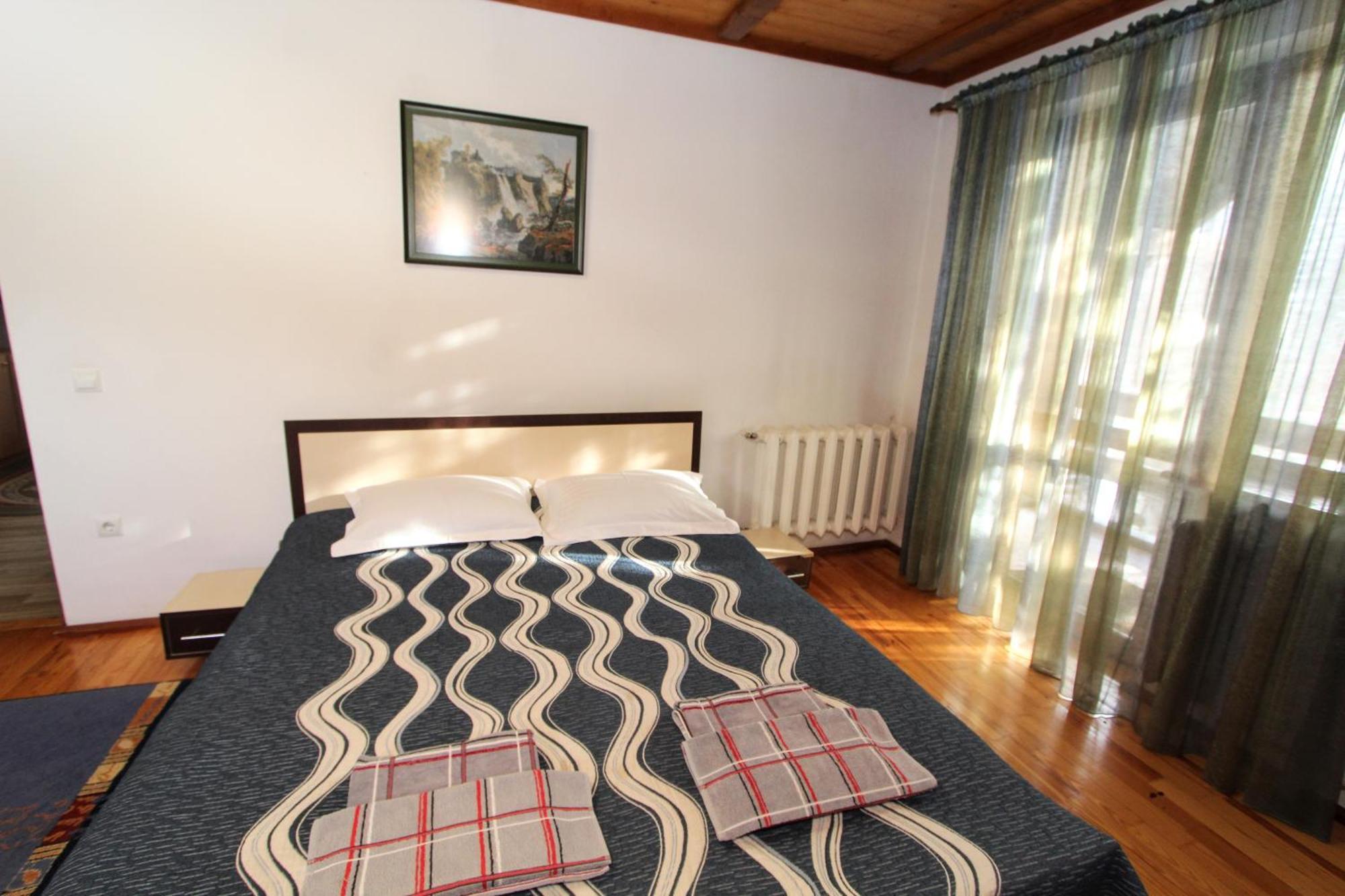 Villa Хуторянка Tatariv Esterno foto